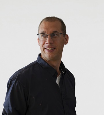 J.(Jeff) J.(Jeff)