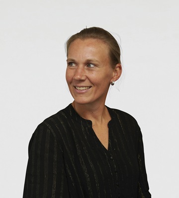 E. (Esther) E. (Esther)