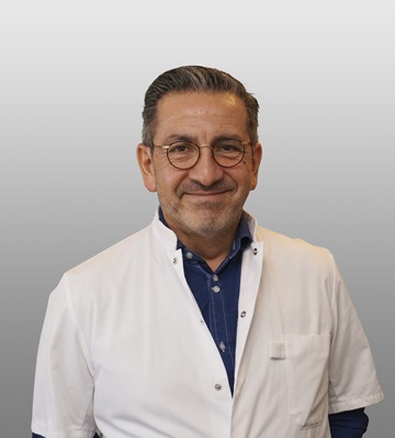R.E. (Roberto) R.E. (Roberto)