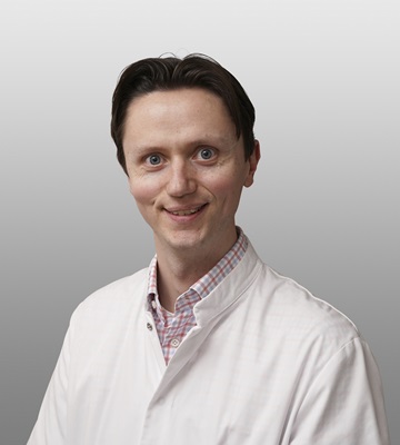 E. (Erik) E. (Erik)