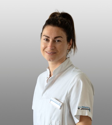 A. (Amanda) A. (Amanda)