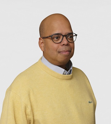 R.R. (Robert) R.R. (Robert)