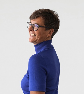 J. (Jeannette) J. (Jeannette)