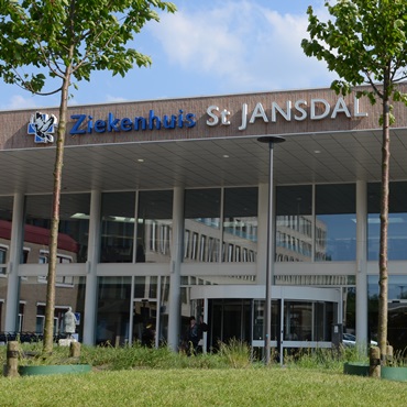 Hoofdingang Ziekenhuis St Jansdal