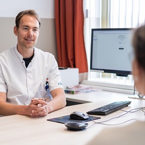 Samenvatting van het consult door AI (kunstmatige intelligentie) Samenvatting van het consult door AI (kunstmatige intelligentie)