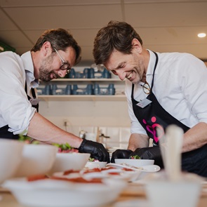 Vrienden van St Jansdal haalt 30.000 euro op met galadiner Vrienden van St Jansdal haalt 30.000 euro op met galadiner