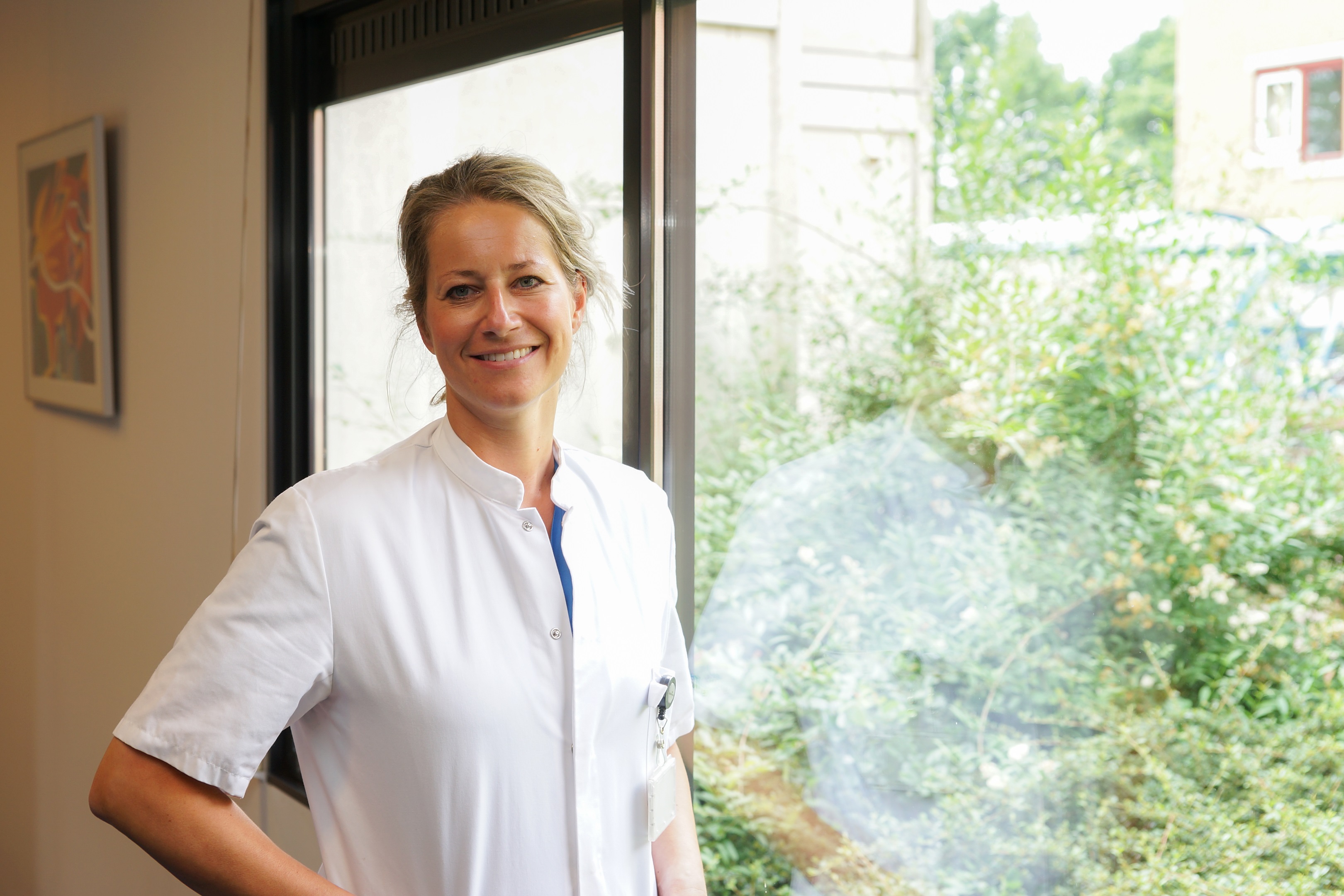 “Iedereen met een buikwandprobleem is van harte welkom in ons ziekenhuis”